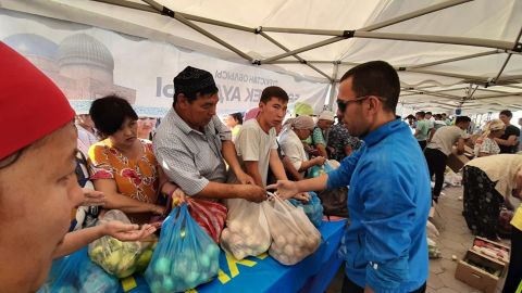 Түркістан облысы: Арыс қаласында қайырымдылық жәрмеңкесі ұйымдастырылды