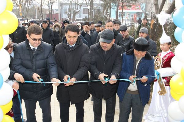 В Арыси в честь Дня Первого Президента открыли современный спортивно-оздоровительный комплекс