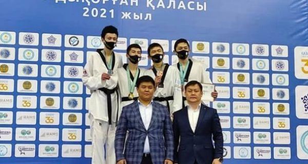 Таеквондисты Шымкента стали чемпионами страны