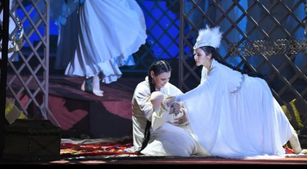 В Шымкентском городском театре оперы и балета работают лучшие специалисты своего дела