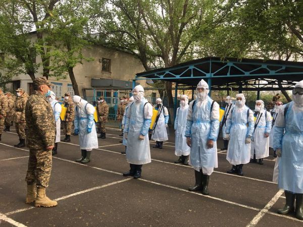 В Шымкенте 100 призывников приступили к службе в рядах вооруженных сил РК в связи с действием режима ЧП