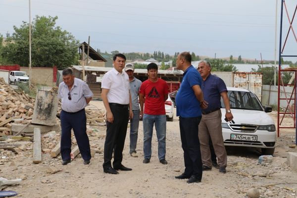 Түркістан облысы: Түлкібас ауданы басшысы тұрғын үй құрылысы нысандарын аралады