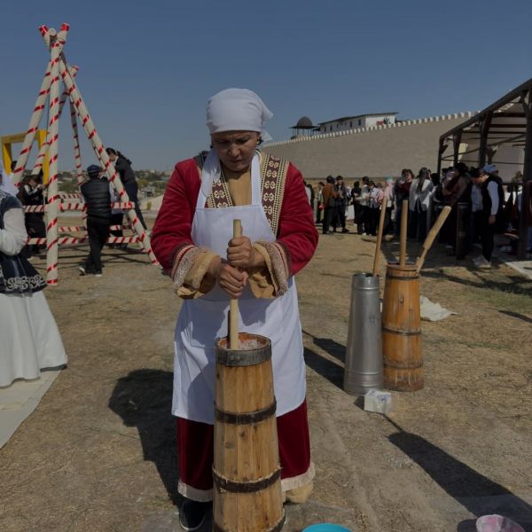 В Шымкенте прошёл гастрономический фестиваль национальной кухни &laquo;Дән мен дәм FEST&raquo;
