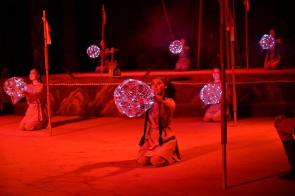 Прошла премьера спектакля &laquo;Еңлік &ndash; Кебек&raquo;