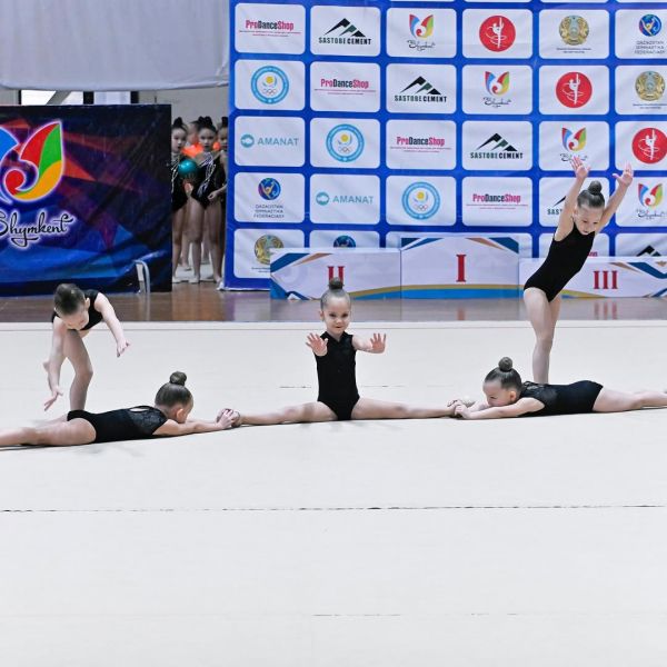 В Шымкенте стартовал международный турнир по художественной гимнастике не кубок акима города