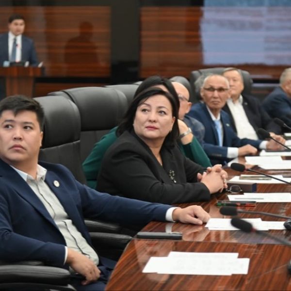 В Шымкенте на внеочередном заседании общественного совета обсудили актуальные вопросы