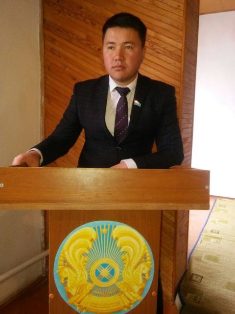 «Nur Otan» партиясы созақтық депутат Айбар Күзенбаевтың партбилетін қайтарып ала ма?